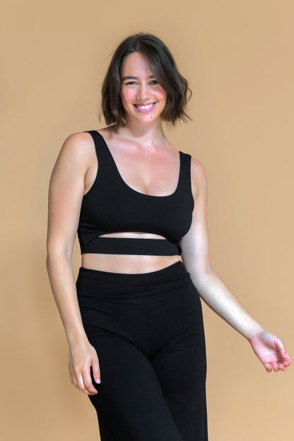 Sustainable Jnana Yoga Bra in Black for women crafted from organic cotton and modal blend Shambhala Barcelona.