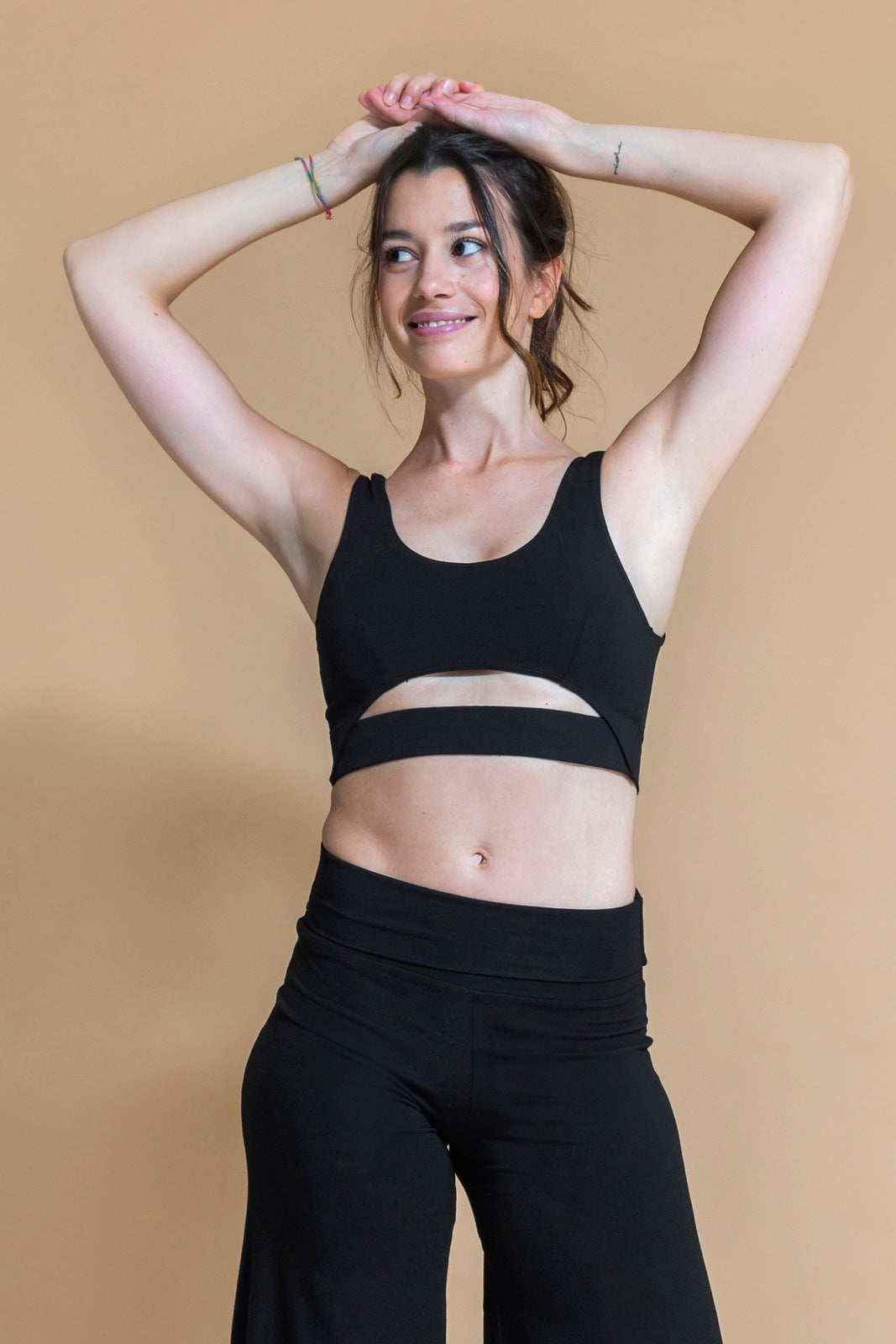 Sustainable Jnana Yoga Bra in Black for women crafted from organic cotton and modal blend Shambhala Barcelona.