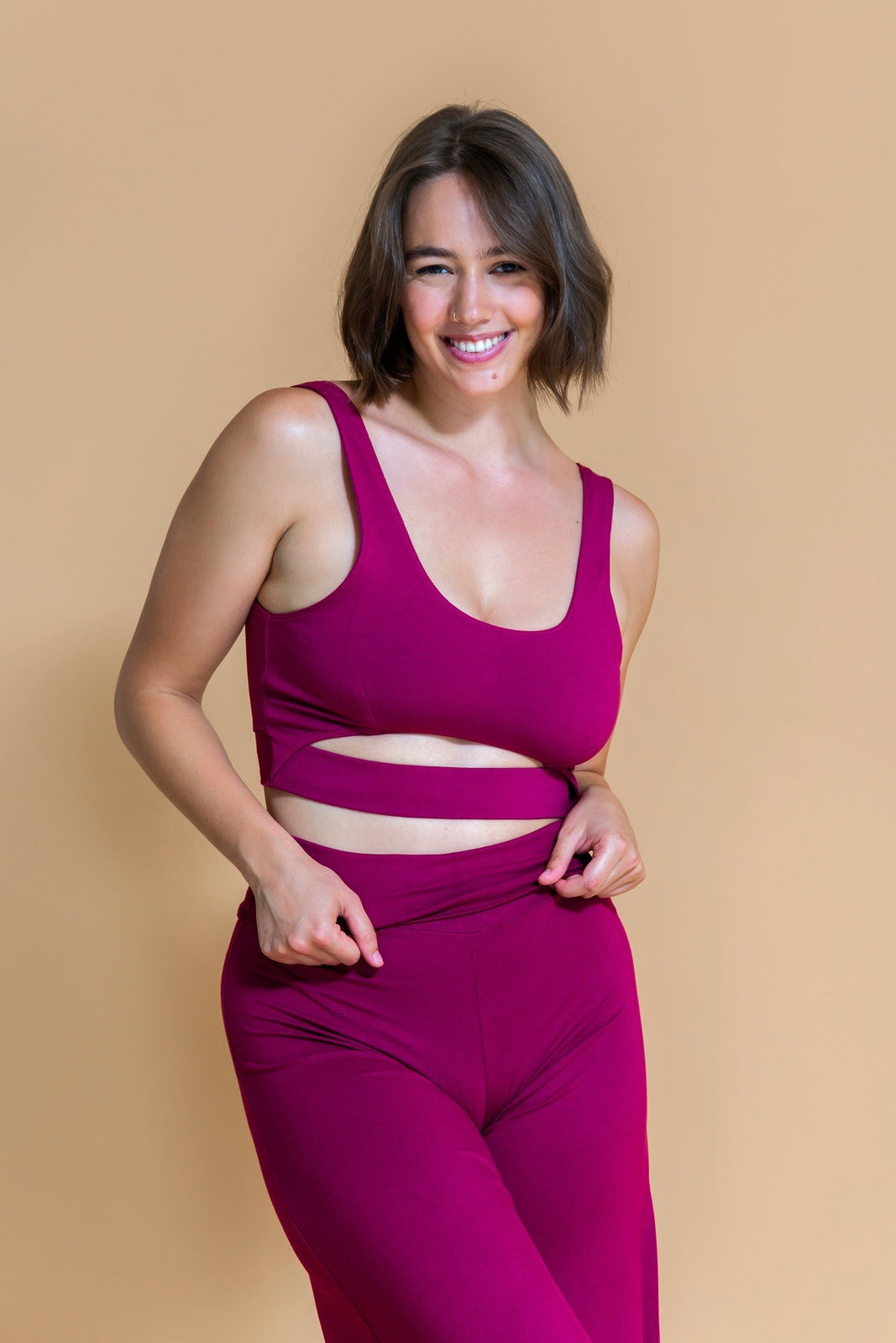 Sustainable Jnana Yoga Bra in Plum for women crafted from organic cotton and modal blend Shambhala Barcelona.