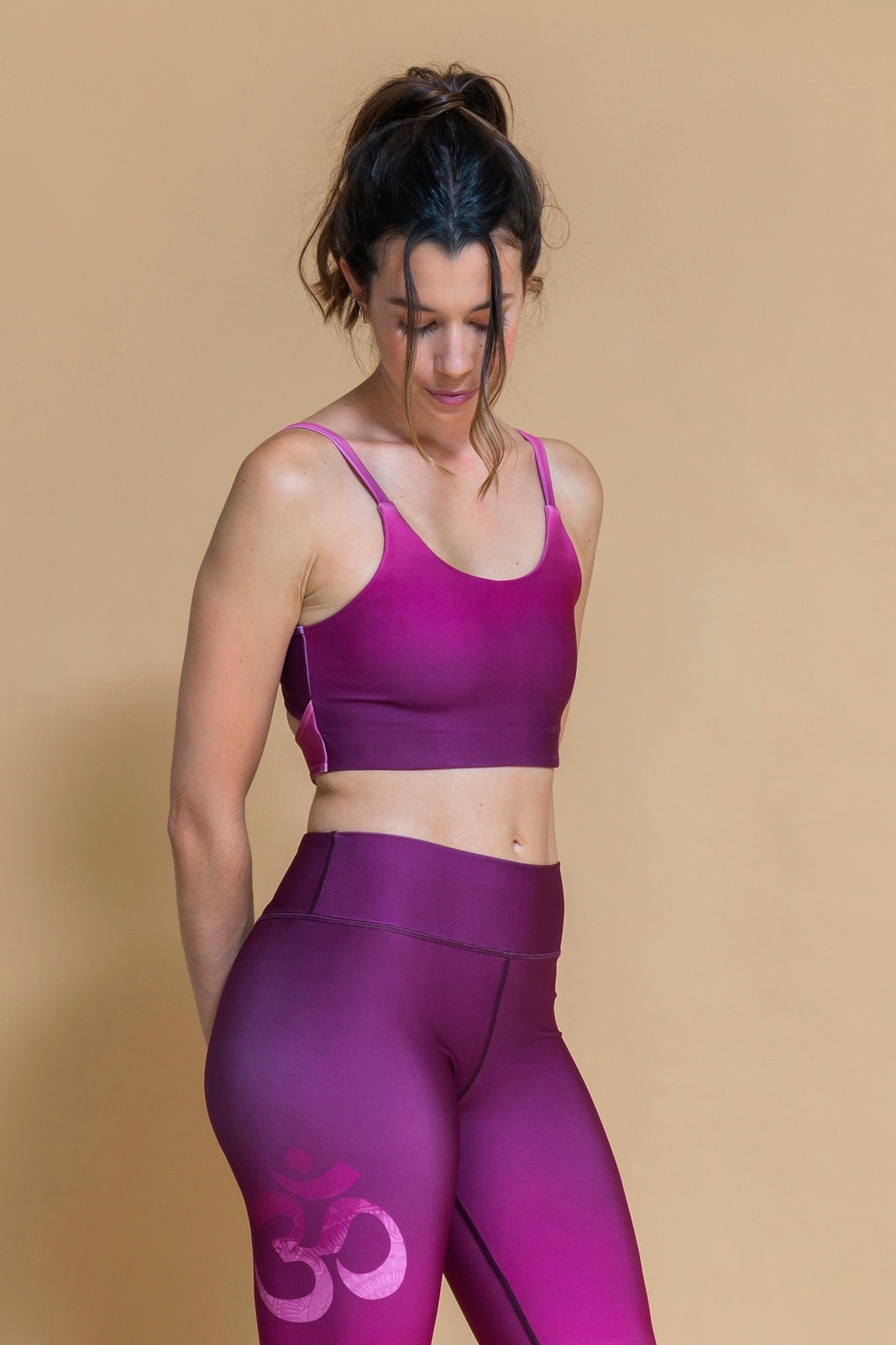 Sustainable Kosha yoga Bra in Om Shanti Plum for women crafted from recycled polyester Shambhala Barcelona.