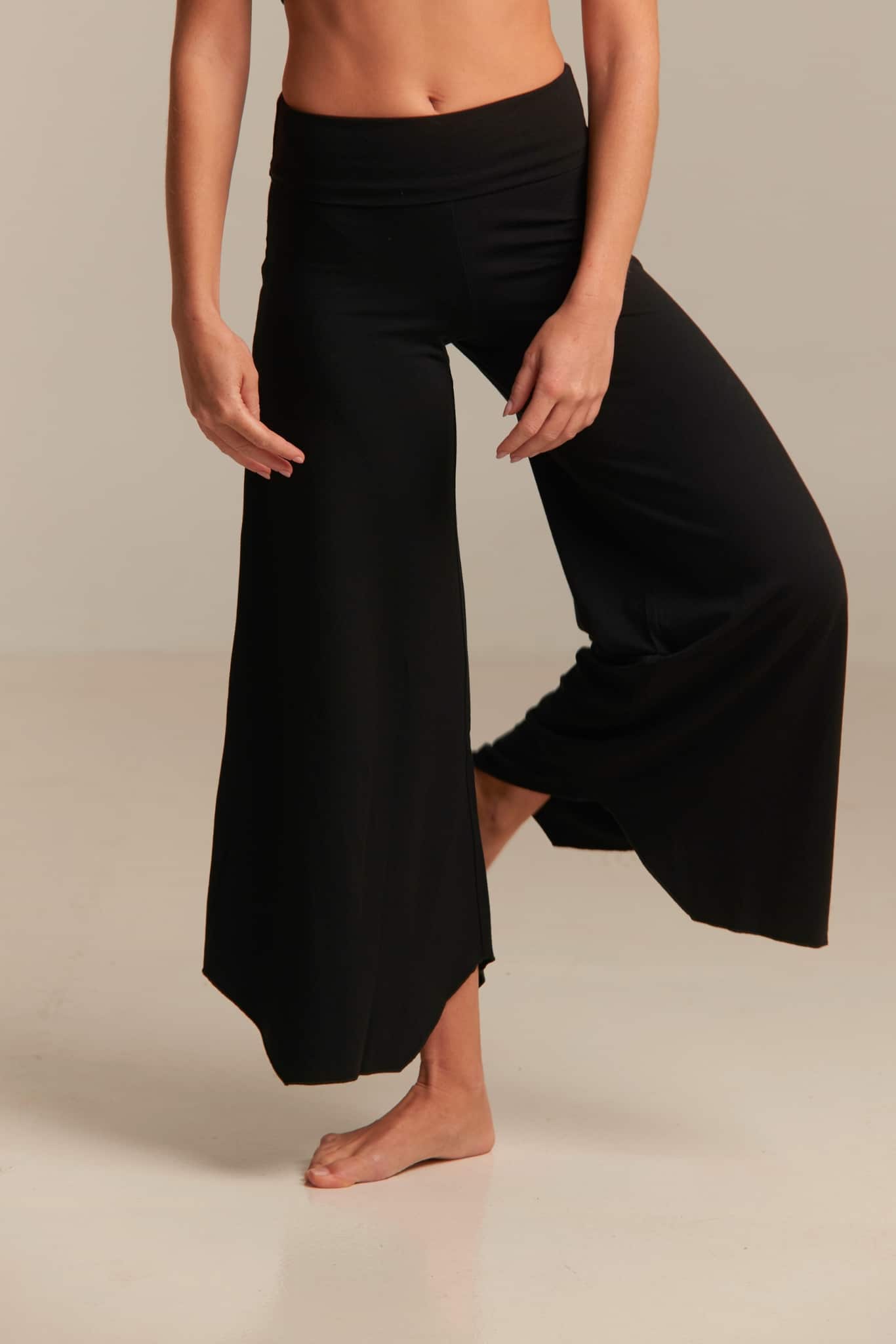 Maya Flare Pant Black